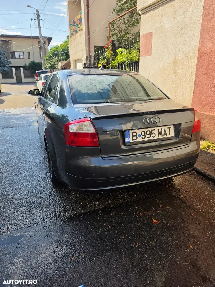 Audi A4 Limuzina B6 — imagine 2