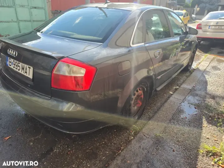 Audi A4 Limuzina B6