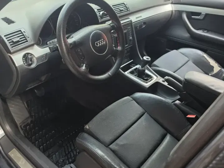 Audi A4 Limuzina B6