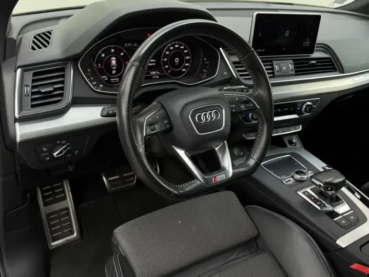 Audi Q5 FY 40 TDI quattro S tronic sport