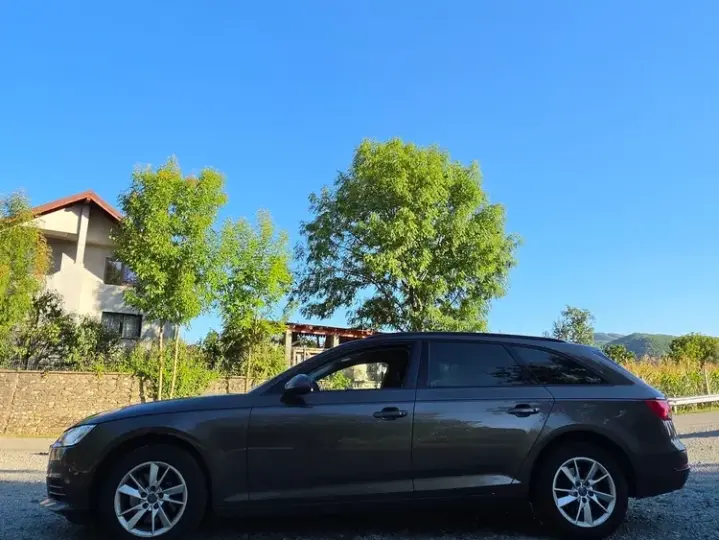Audi A4 Avant B9 2.0 TDI Multitronic