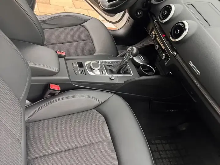 Audi A3 Limuzina 8V 1.0 TFSI S tronic Basic