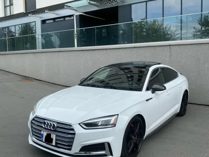 Audi S5 F5