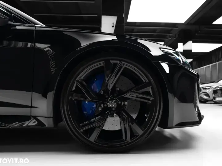 Audi RS 6 C8
