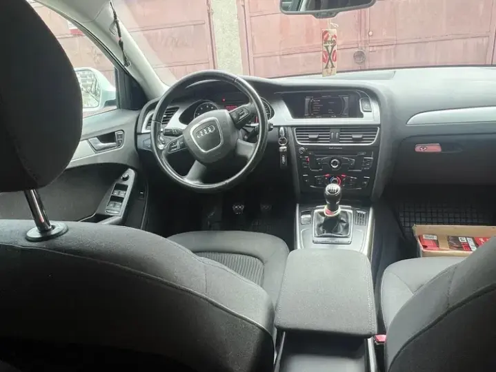Audi A4 Limuzina B8 1.8 TFSI
