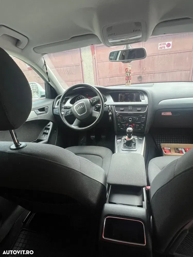 Audi A4 Limuzina B8 1.8 TFSI — imagine 2