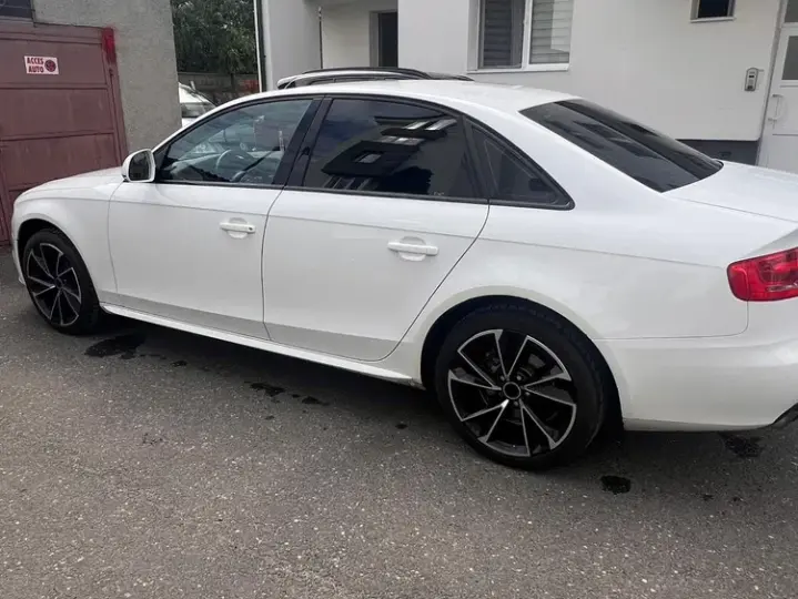 Audi A4 Limuzina B8 1.8 TFSI