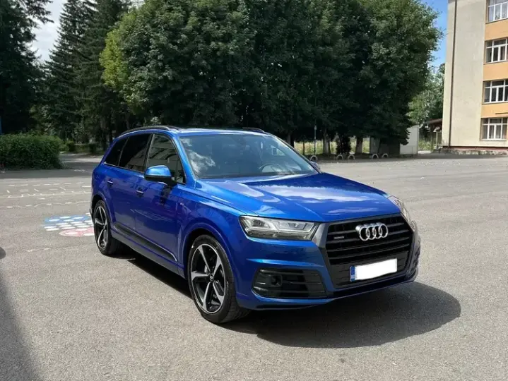 Audi Q7 4M