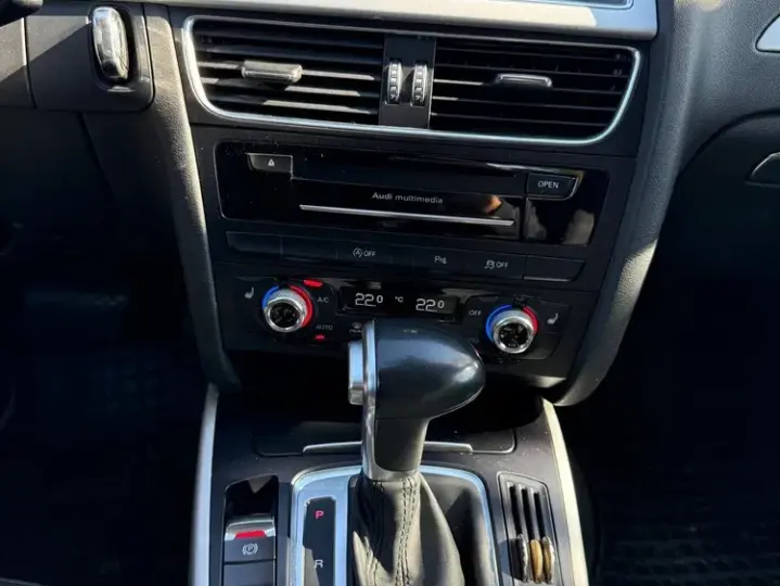 Audi A4 Avant B8 2.0 TDI Multitronic