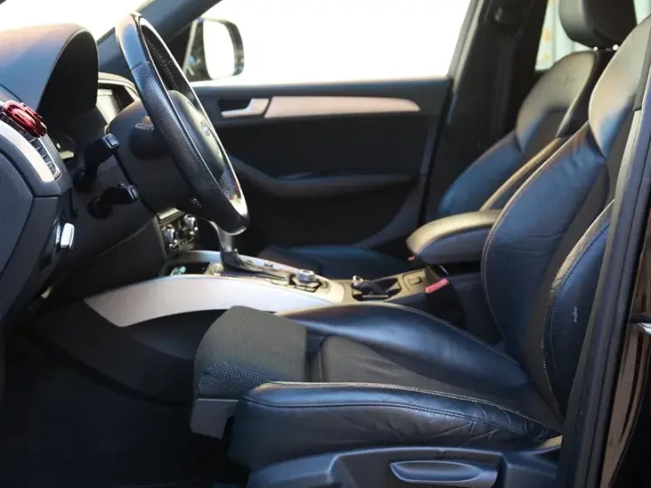 Audi Q5 8R 2.0 TDI Quattro S tronic