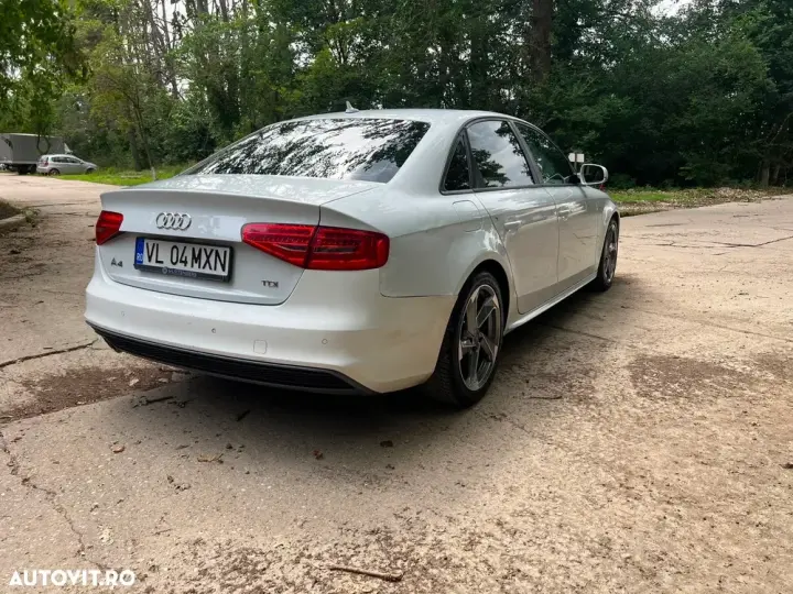 Audi A4 Limuzina B8 2.0 TDIe