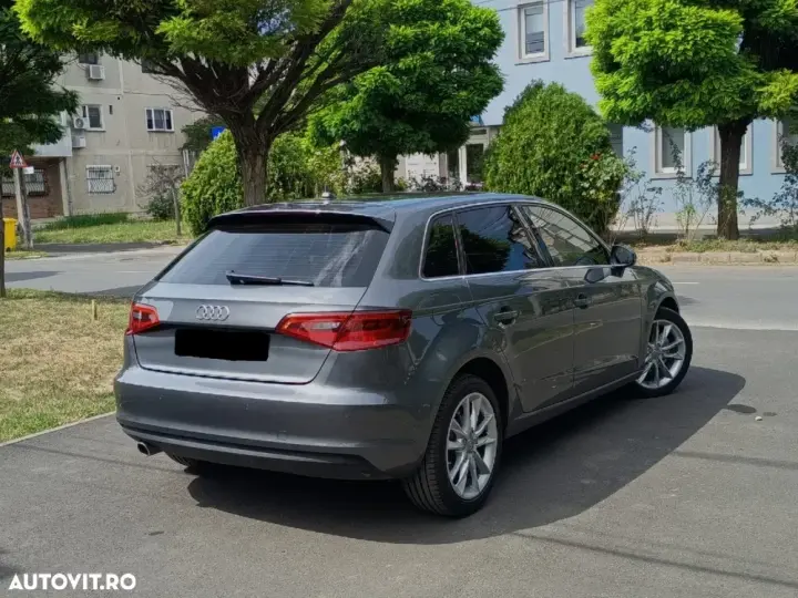 Audi A3 Sportback 1.6 TDI clean Attraction