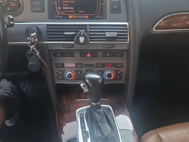 Audi A6 C6