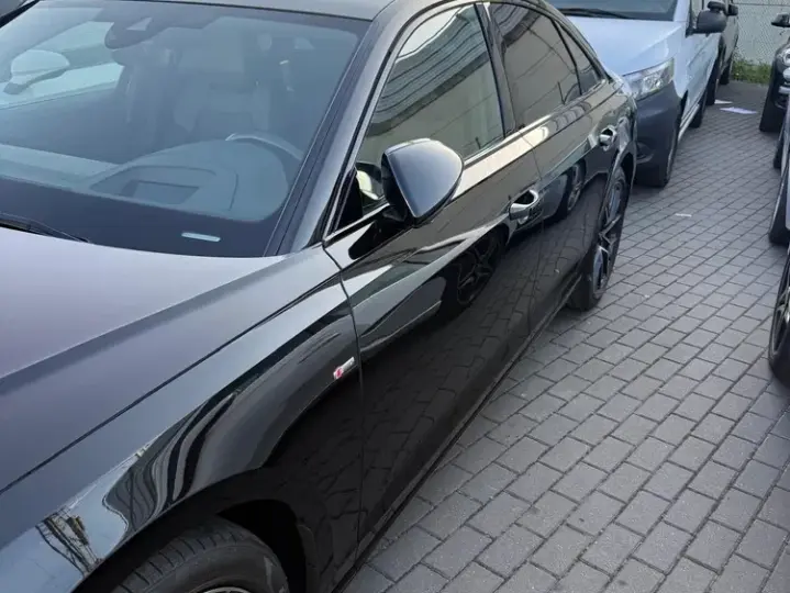 Audi A8 D5 L 50 TDI quattro tiptronic