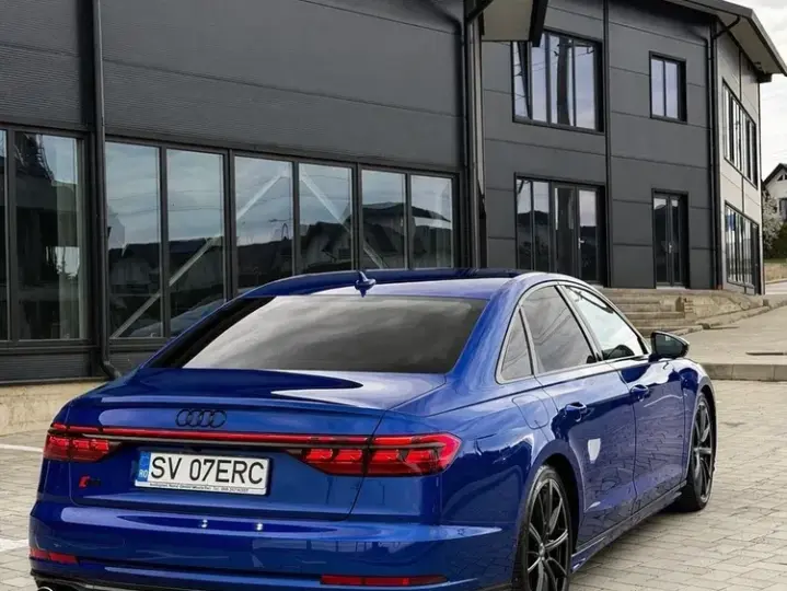 Audi S8 4.0 TFSI quattro Tiptronic