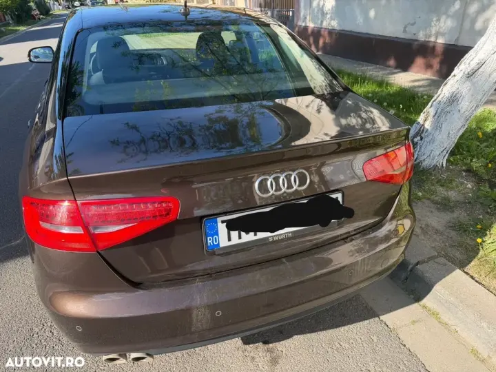 Audi A4 Limuzina B8 2.0 TDI