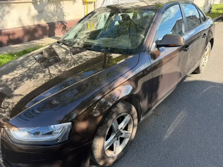 Audi A4 Limuzina B8 2.0 TDI