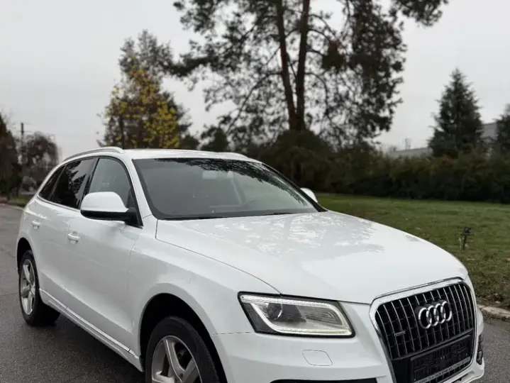 Audi Q5 8R 2.0 TDI Quattro S tronic
