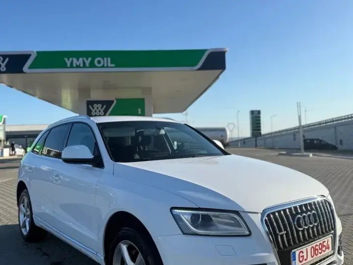 Audi Q5 8R 2.0 TDI Quattro S tronic
