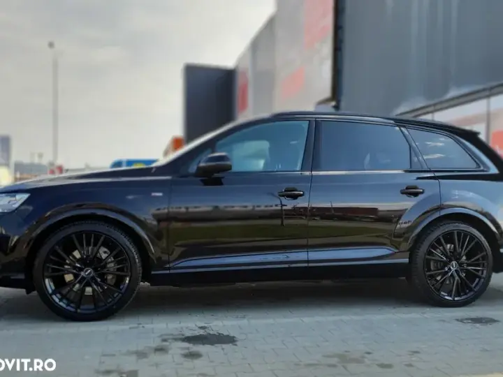 Audi Q7 4M