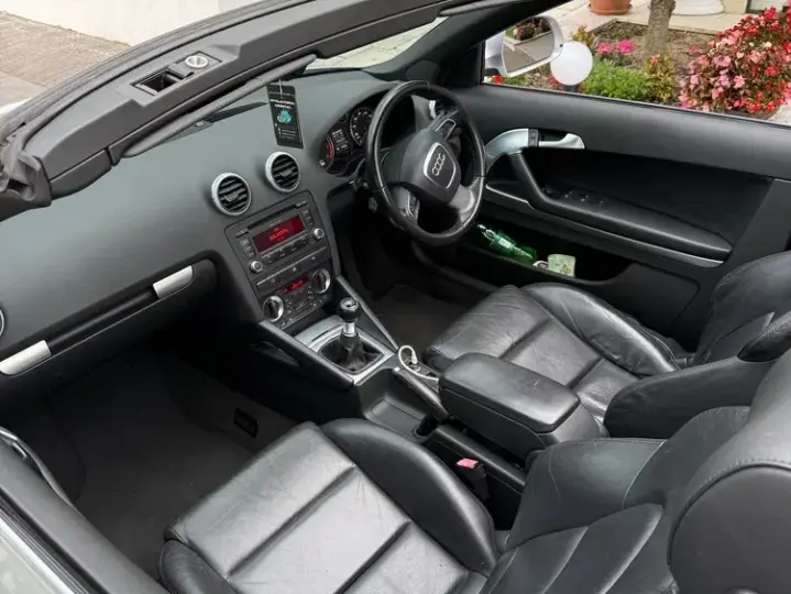 Audi A3 Cabrio 8P 1.8 TFSI Attraction