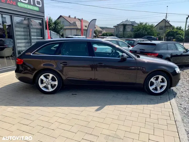 Audi A4 Avant B8 2.0 TDI DPF Attraction