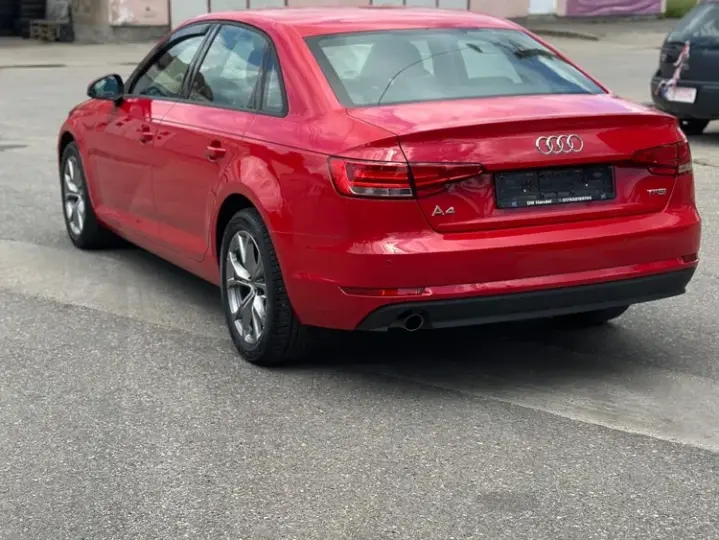 Audi A4 Limuzina B9 1.4 TFSI S tronic