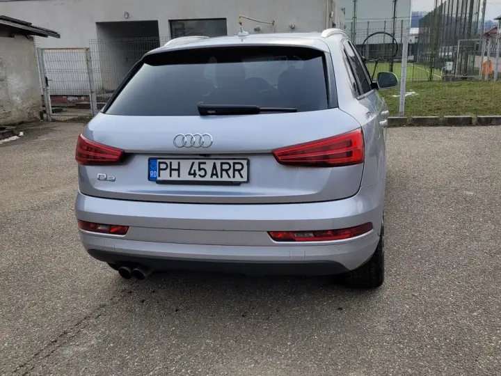 Audi Q3 8U