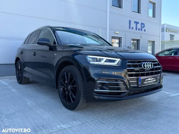 Audi Q5 FY 55 TFSI e quattro S tronic PHEV S Line