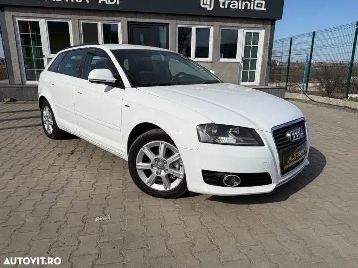 Audi A3 Sportback 8P 2.0 TDI DSG Ambition