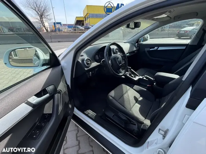 Audi A3 Sportback 8P 2.0 TDI DSG Ambition