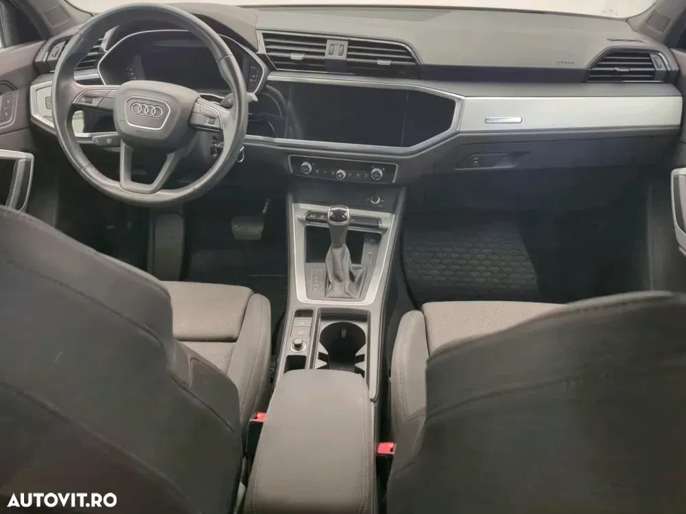 Audi Q3 1.5 35 TFSI S tronic MHEV S Line — imagine 2