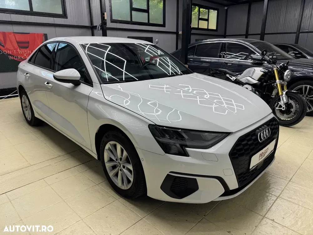 Audi A3 Limuzina 8Y 30 TDI S tronic S line — imagine 2