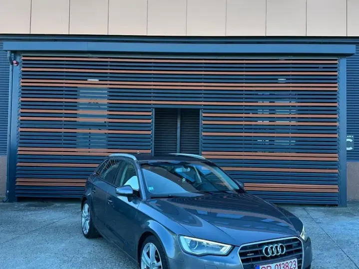 Audi A3 Sportback 8V 2.0 TDI quattro Stronic Ambiente