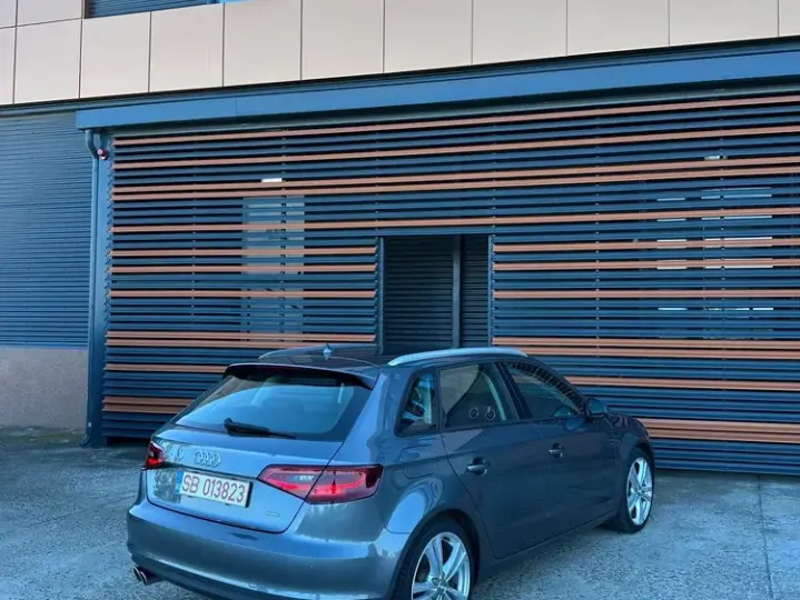 Audi A3 Sportback 8V 2.0 TDI quattro Stronic Ambiente