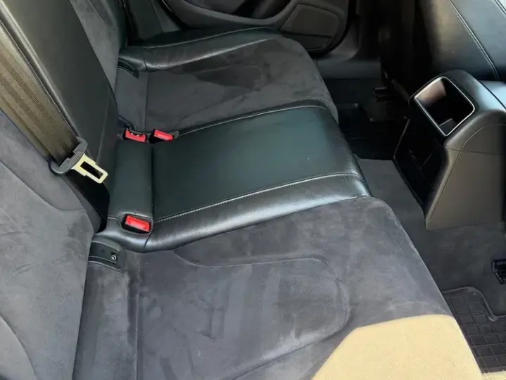 Audi A4 Avant B8 2.0 TDI Multitronic