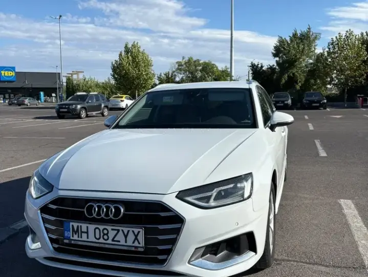 Audi A4 Avant B9 2.0 40 TDI S tronic Advanced