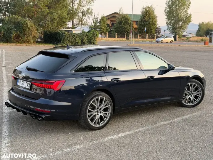 Audi A6 Avant C8