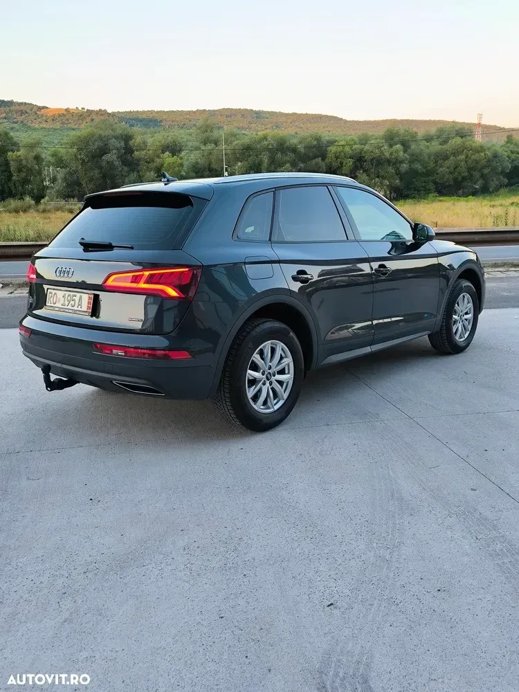 Audi Q5 FY 2.0 TDI Quattro S tronic — imagine 4