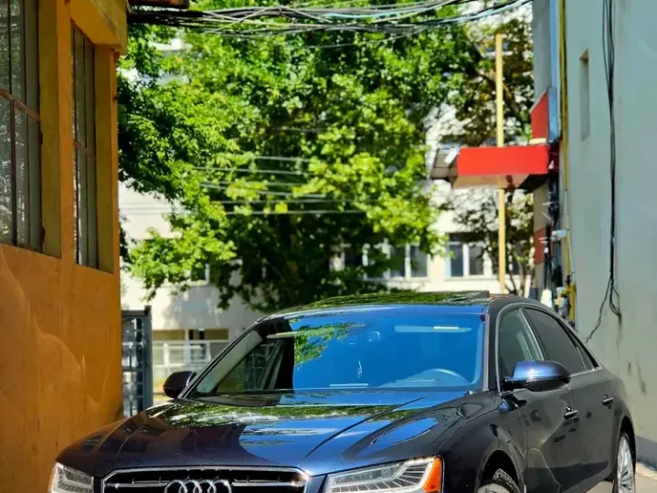 Audi A8 3.0 TFSI quattro Tiptronic Langversion