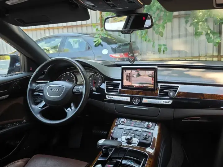 Audi A8 3.0 TFSI quattro Tiptronic Langversion