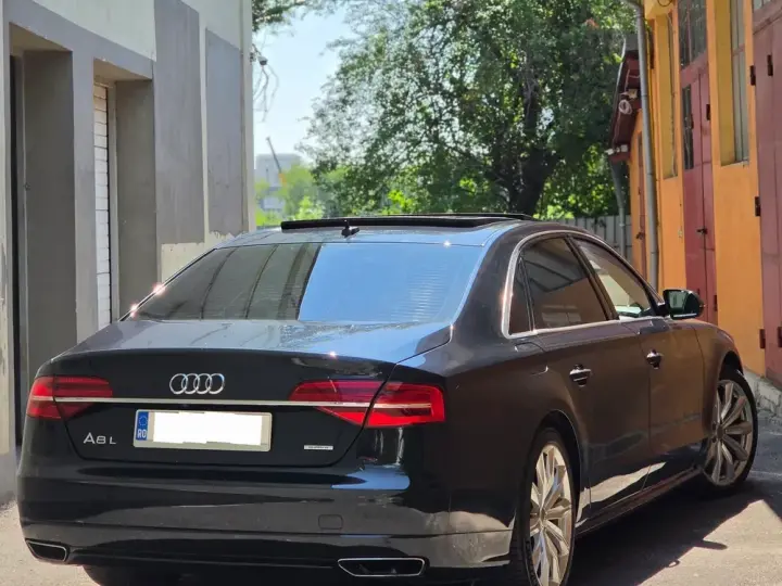 Audi A8 3.0 TFSI quattro Tiptronic Langversion