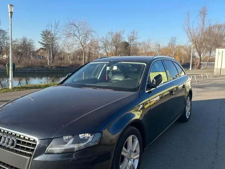 Audi A4 Limuzina B8