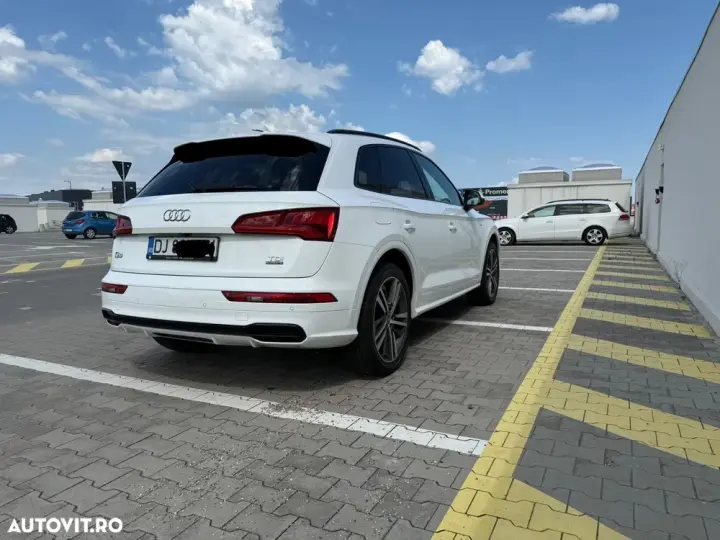 Audi Q5 FY 2.0 TDI Quattro S tronic Sport