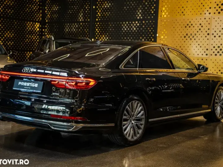 Audi A8 D5