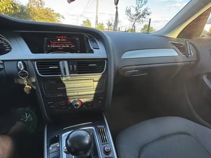 Audi A4 Avant B8 2.0 TDI Multitronic