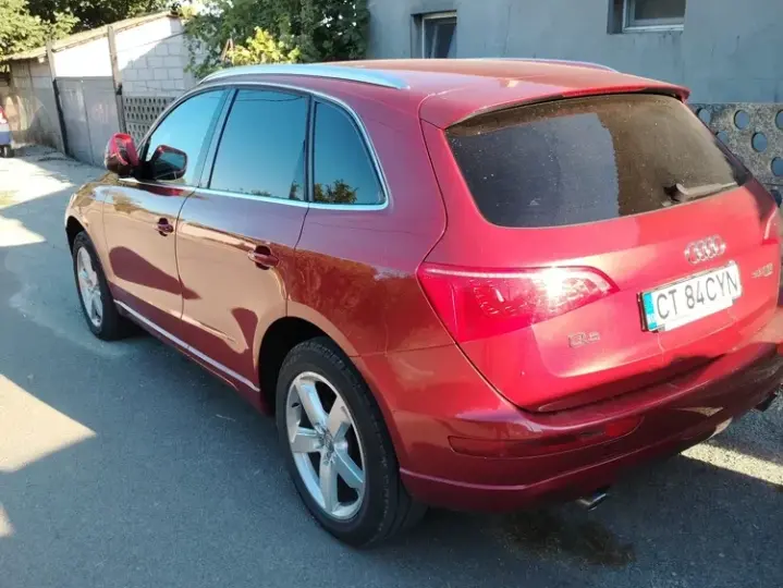Audi Q5 8R