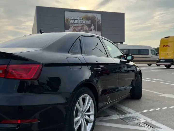 Audi A3 Limuzina 8V 2.0 TDI Stronic Ambiente