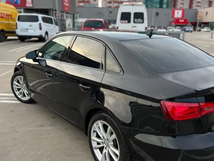 Audi A3 Limuzina 8V 2.0 TDI Stronic Ambiente