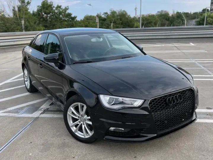Audi A3 Limuzina 8V 2.0 TDI Stronic Ambiente